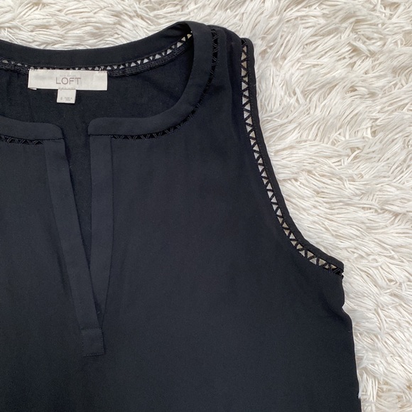 Loft Sleeveless Split Neck Blouse ๐ Black - Picture 9 of 14